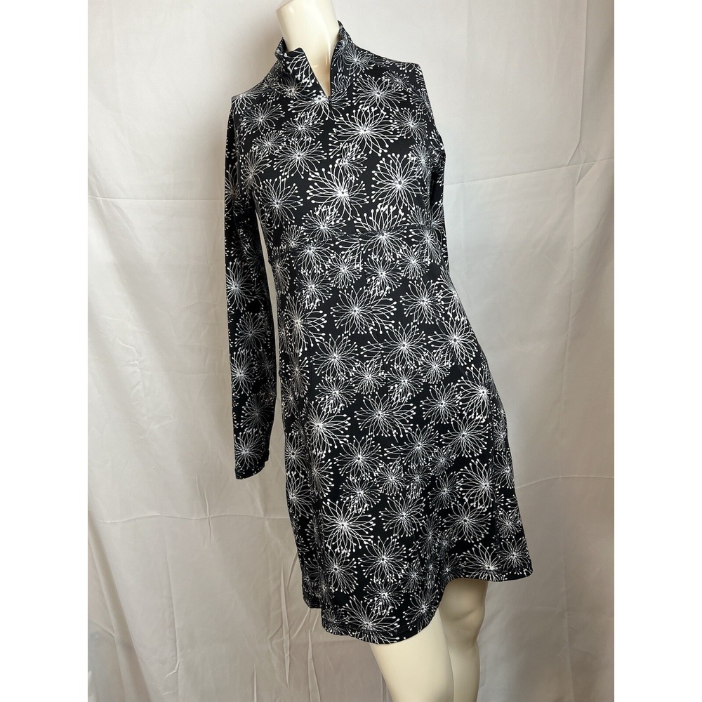 Soybu black and white Fireworks Casual dress  1/4 zip long sleeve Size Medium